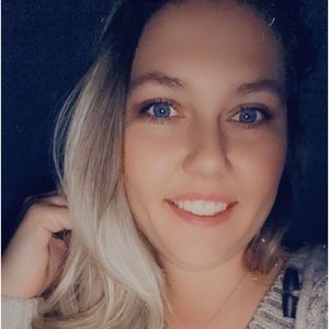 Meet your Posher, Brittney